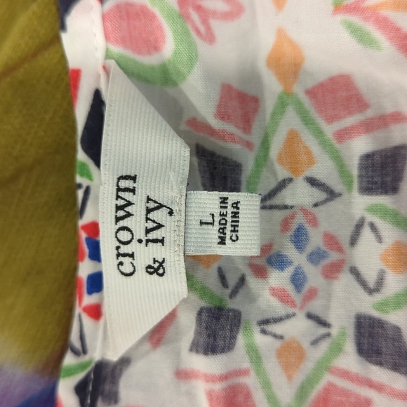 Light Summer Blouse - Picture 5 of 6